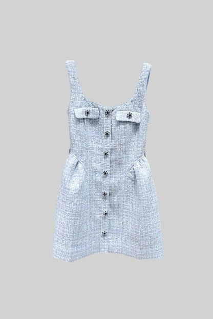 Camila - Vestido Mini Texturizado con Corpiño Ajustado y Botones Contrastantes - Azul Claro