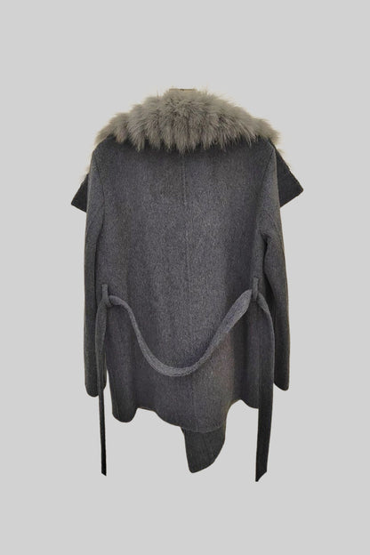 Elena - Abrigo de Lana con Cuello Oversized de Piel y Cinturón - Gris