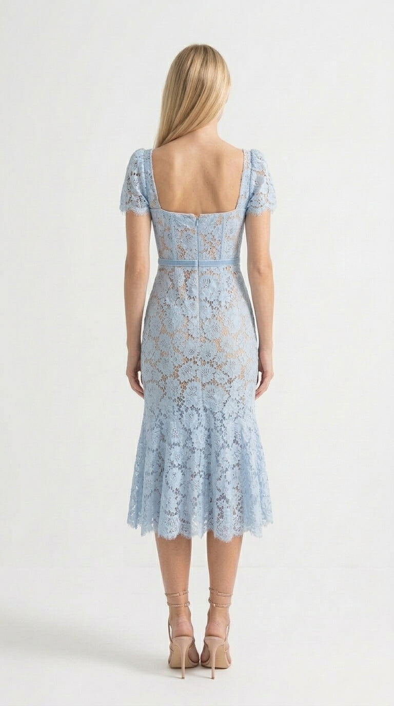 Natalia - Vestido de Encaje con Manga Corta y Delicado Cinturón a Juego - Azul