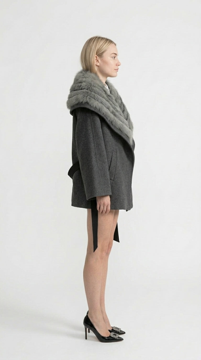 Elena - Abrigo de Lana con Cuello Oversized de Piel y Cinturón - Gris
