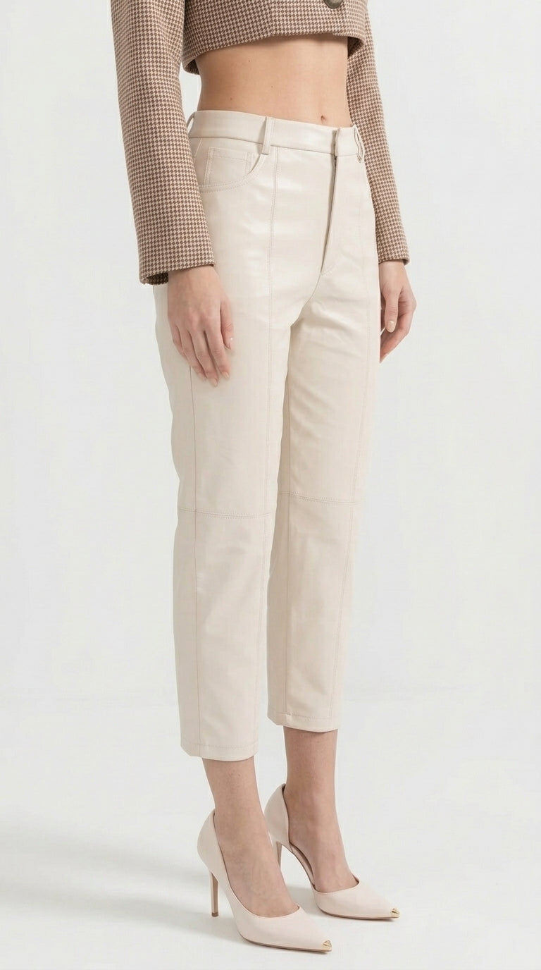 Pilar - Pantalones Rectos de Piel con Costuras Decorativas - Blanco