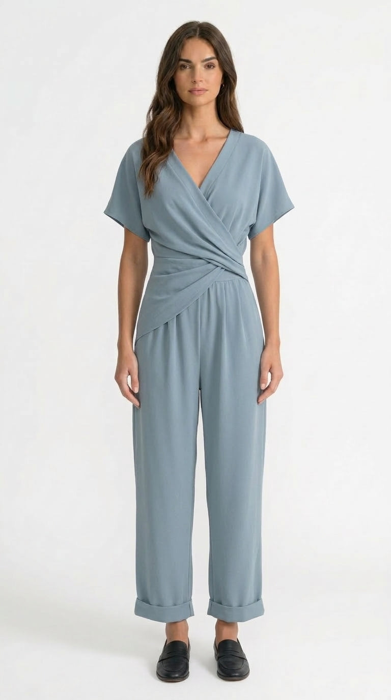 Julia - Conjunto Elegante de Dos Piezas con Top Cruzado y Pantalón Cropped