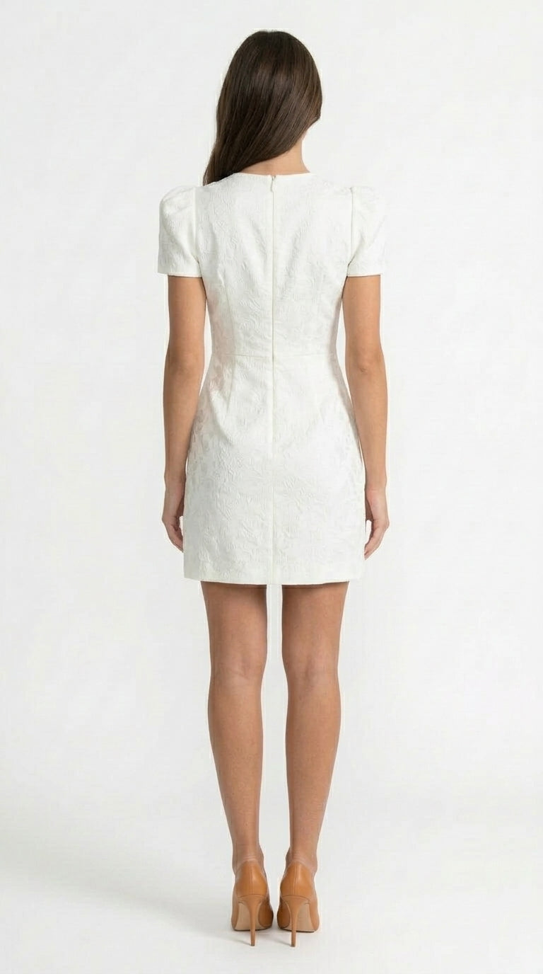 Olivia - Vestido Mini con Apliques Florales 3D y Falda Acolchada - Blanco