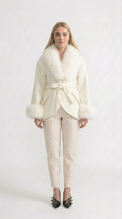 Gabriela - Abrigo de Cachemira con Cuello Oversized de Piel de Zorro - Blanco Roto