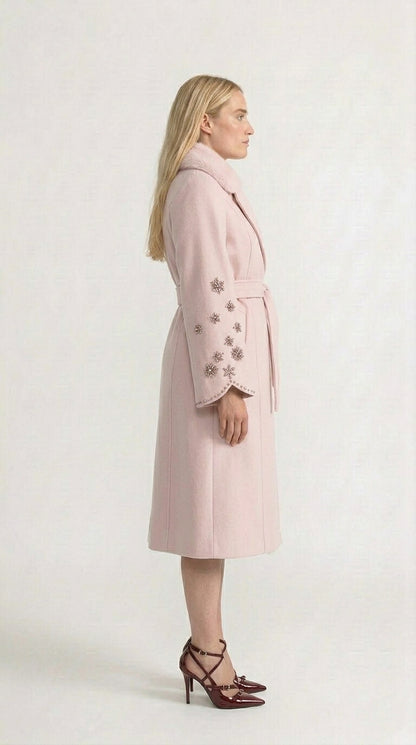 Carolina - Abrigo de Lana con Adornos y Cuello de Piel de Zorro - Rosa