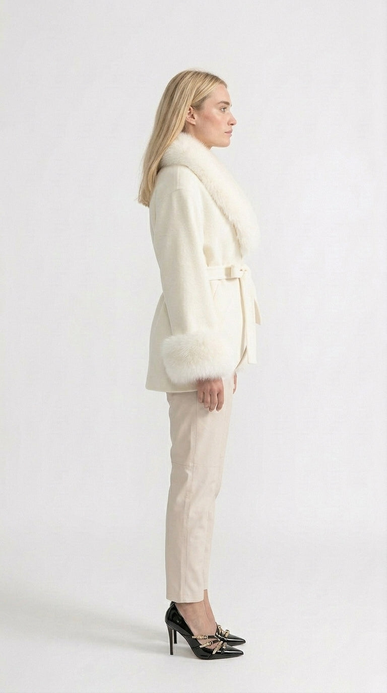 Gabriela - Abrigo de Cachemira con Cuello Oversized de Piel de Zorro - Blanco Roto