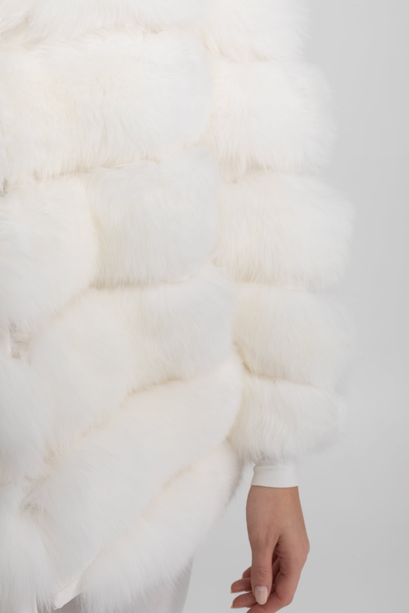Natalia - Chaqueta de Piel de Zorro en Capas con Cuello Chal Oversized - Blanco