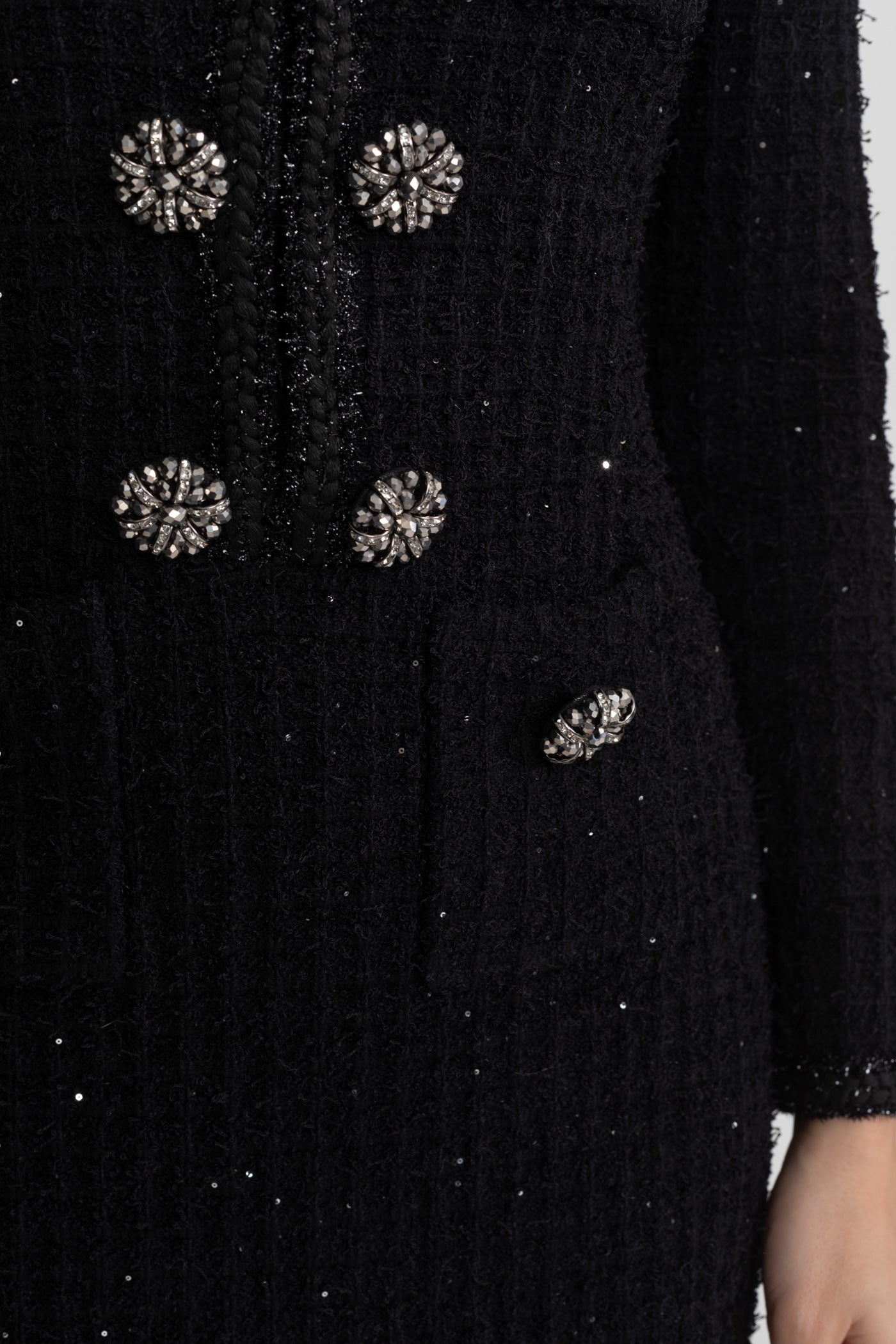 Camila - Vestido Midi de Tweed Texturizado con Detalle de Botones de Cristal - Negro